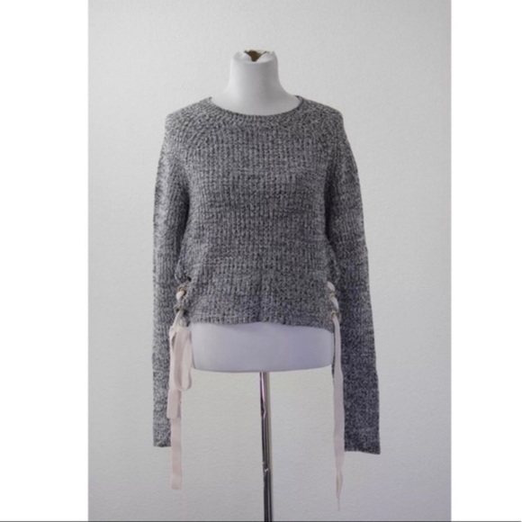 Guess Kalene Gray Lace Up Sweater Knit Size Large - Picture 1 of 8